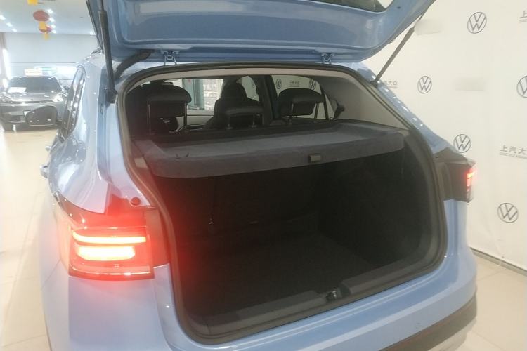 Used Volkswagen Tharu 2025 NewRui 300TSI Prestige Edition
