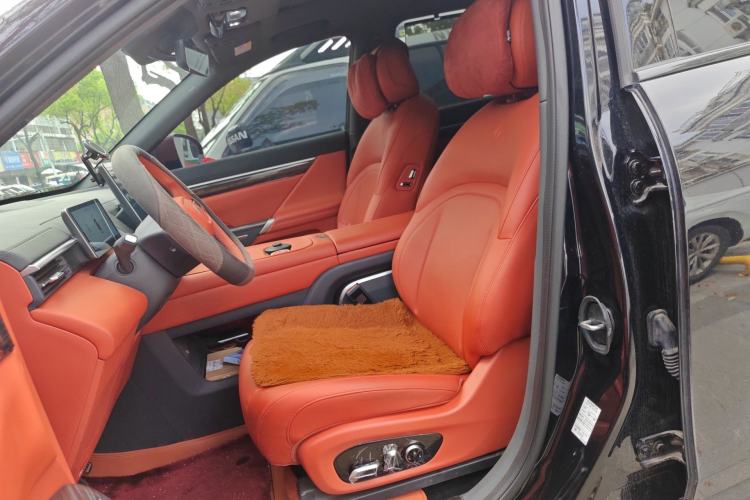 Used Dongfeng eπ eπ008 2024 210Max Range-Extended Version 6 Seats Left Front Seat