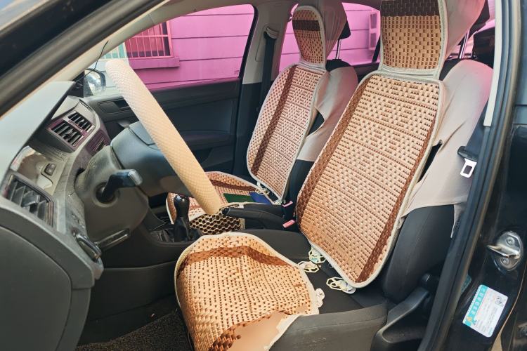 Used Volkswagen Santana 2013 1.6L Manual Fashion Edition
