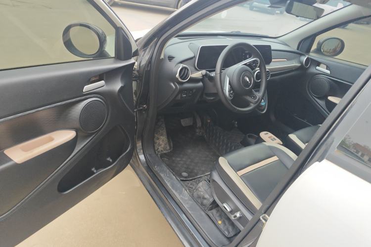 Used ORA Black Cat 2022 351 km HelloKitty Collaboration Edition Lithium-Ion Battery
