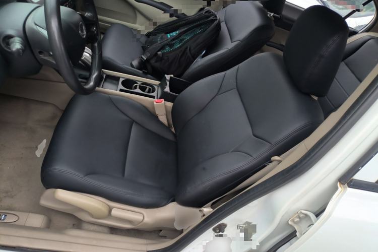 Used CIIMO 2015 1.8L Automatic Comfort Edition
