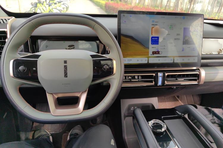 Used iCAR 03 2024 501km Four-wheel Drive Long-Range Advanced Version Center Console