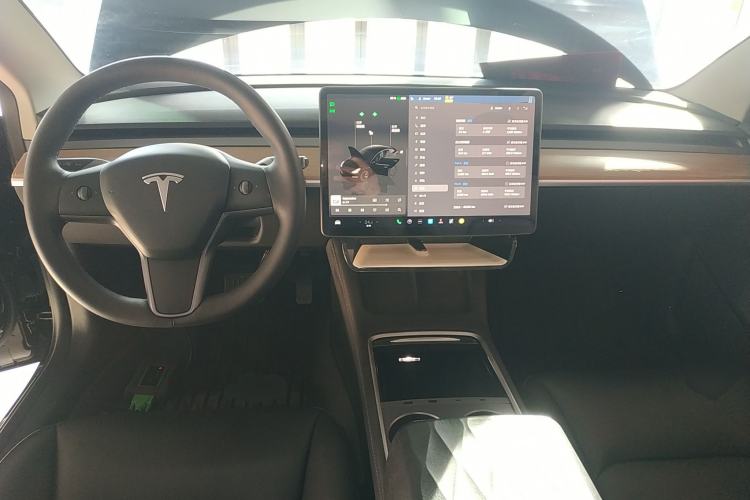 Used Tesla Model 3 2022 Rear-Wheel-Drive Version
