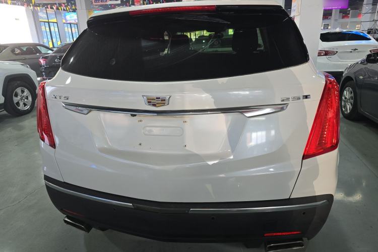 Used Cadillac XT5 2016 25T Luxury Model
