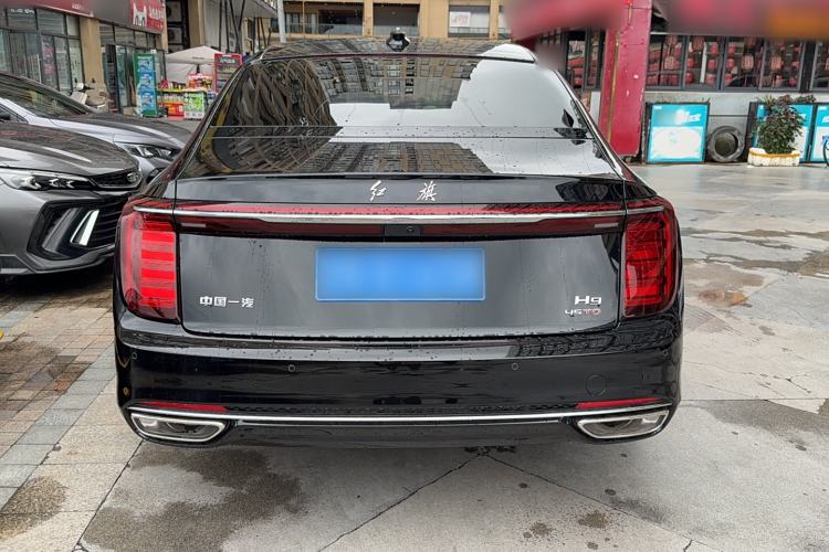 Used Hongqi H9 2025 Model Facelifted 2.0T Two-Wheel Drive Flag-Style Luxury Business Edition, 5 Seats
