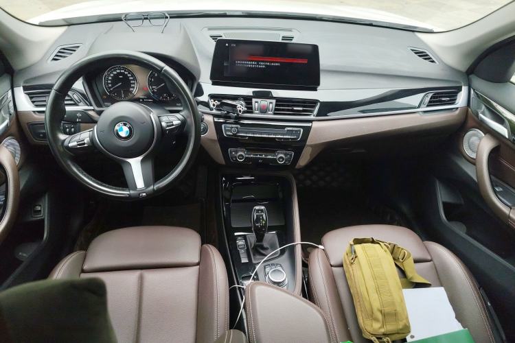 Used BMW X1 2021 sDrive20Li Premium Edition Center Console