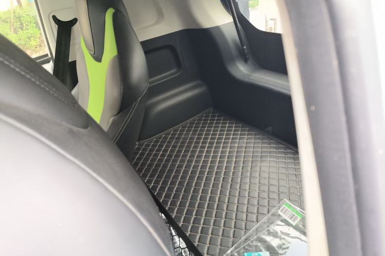 Used Roewe Clever 2021 302km All-Round Version Left Rear Seat