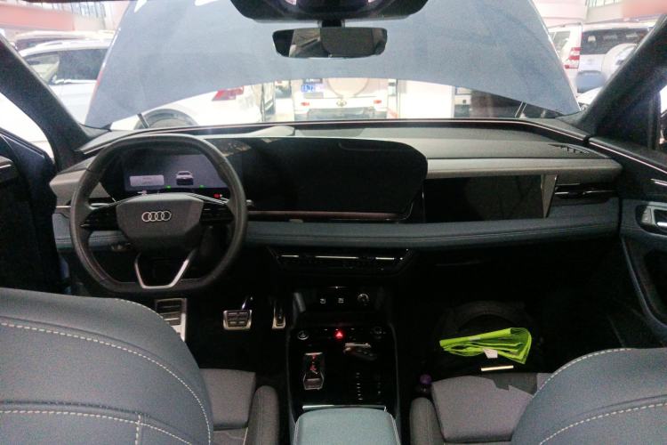 Used Audi Q6L e-tron 2026 First Launch Navigation Edition Center Console