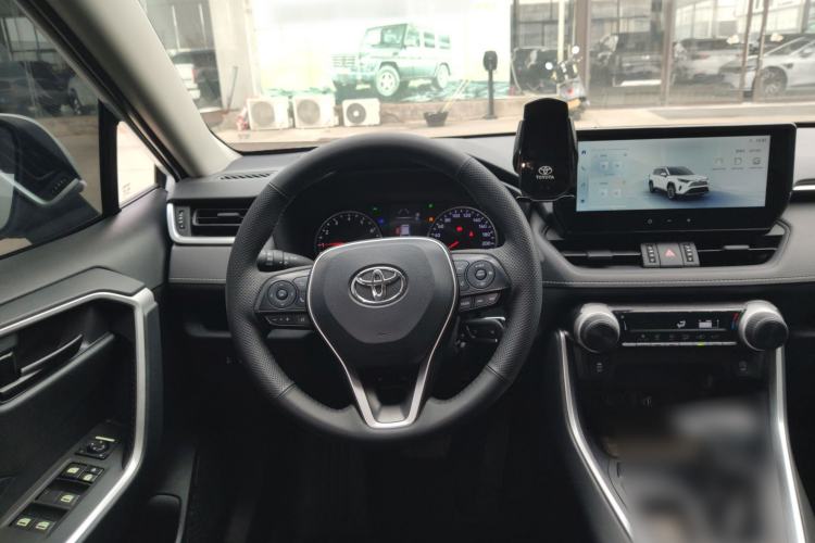 Used Toyota RAV4 2023 2.0L CVT Two-Wheel Drive Urban Edition
