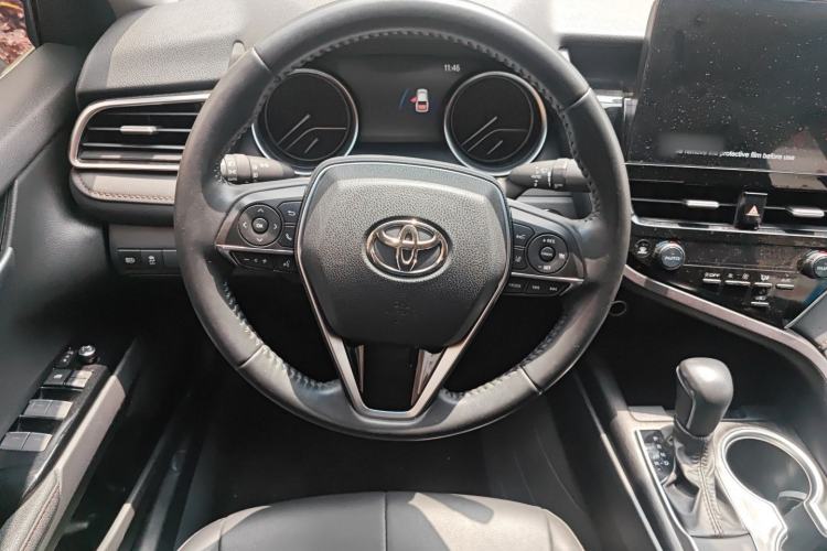 Used Toyota Camry 2023 2.0G Luxury Edition