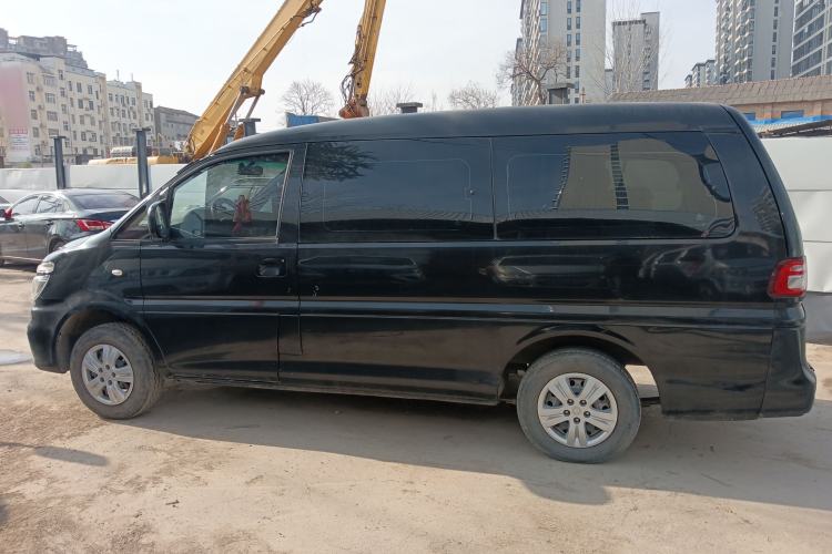 Used FORTHING Lingzhi 2019 Facelifted M5L 1.6L 7-Seater Base Model China VI Standard Left Side