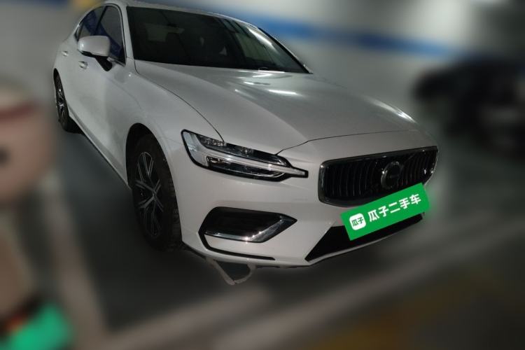 Used Volvo S60 2026 Model B4 Zhiyi Luxury Edition