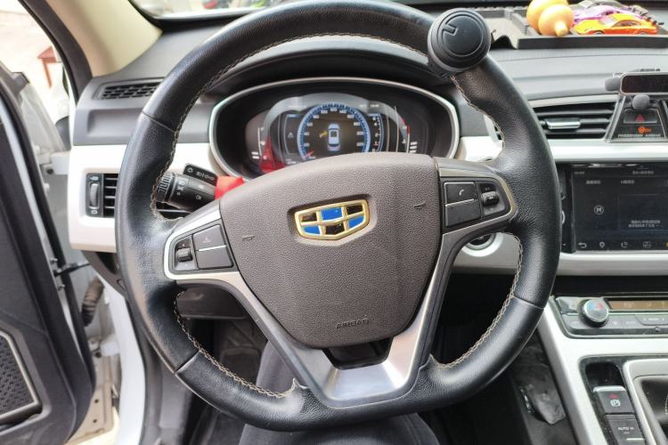 Used Geely Auto Emgrand X7 Sport 2016 2.0L Manual Smart Connect Version Steering Wheel