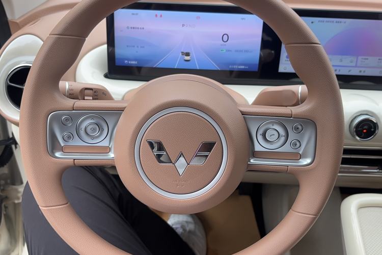 Used Wuling Bingo 2025 333 km Lingxi Connected Version
