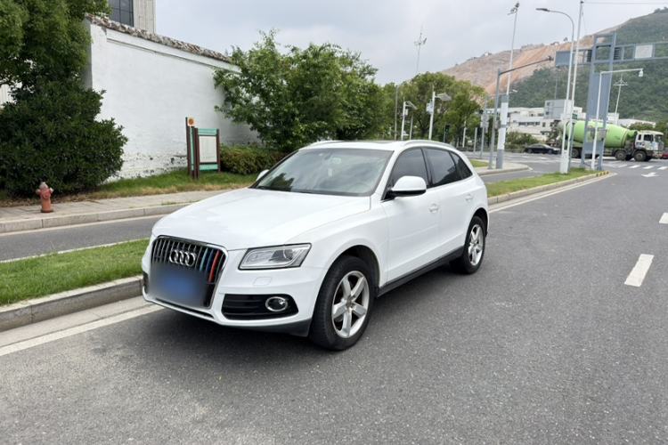 Used Audi Q5 2017 40 TFSI Ambition Edition Guazi used car, China used car export, Used car for sale, Used cars, Cheapest cars for sale