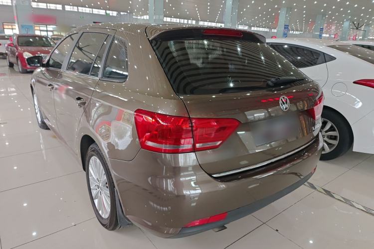 Used Volkswagen Gran Lavida 2013 1.6L Automatic Comfort Model
