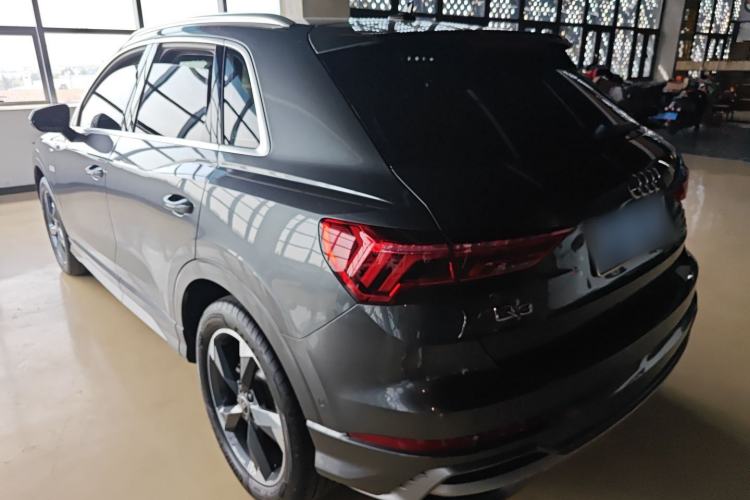 Used Audi Q3 2023 35 TFSI Fashion Dynamic Model (1.4T)