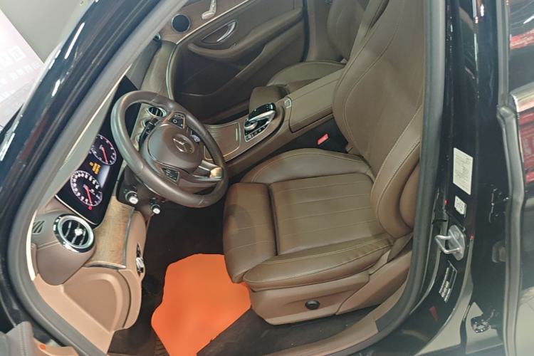 Used Mercedes-Benz E-Class 2018 Facelift E 200 L
