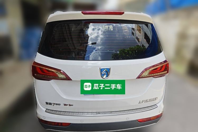 Used Baojun 730 2019 1.5T Manual Fashion Model 7-seater National V
