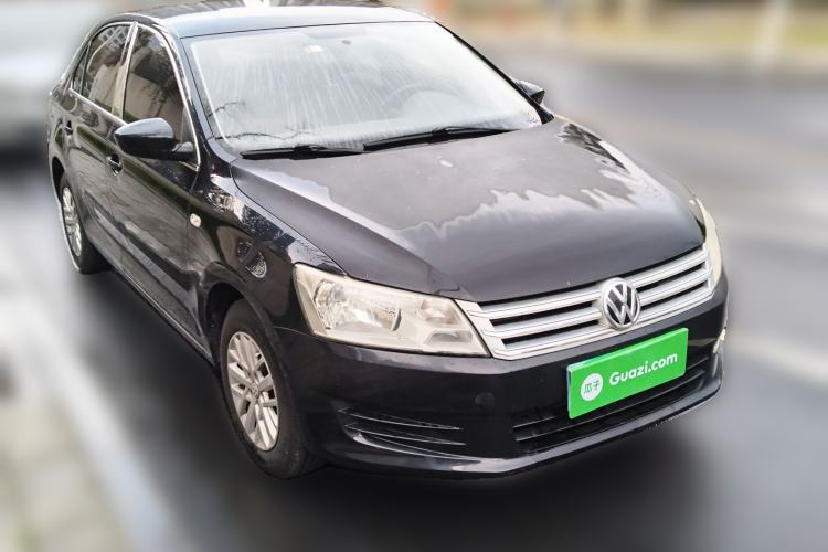 Used Volkswagen Santana 2013 1.6L Automatic Fashion Edition