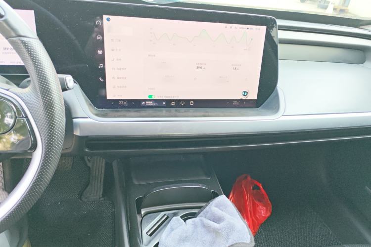 Used XPeng P7 2022 670N+ Audio And AC Panel