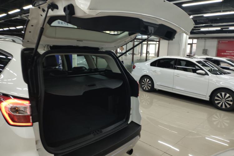 Used Ford Kuga 2018 EcoBoost 180 Two-Wheel-Drive Platinum Edition
