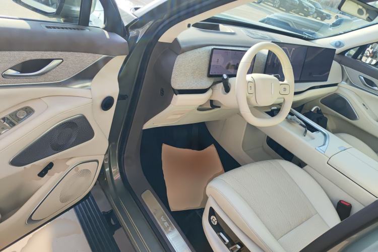 Used Wey Lanshan 2025 Four-Wheel Drive Ultra Driver Seat