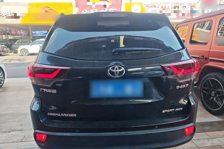 Used Toyota Highlander 2018 2.0T Four-Wheel Drive Knight Edition 7 Seats China VI Standard
