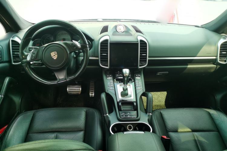 Used Porsche Cayenne 
