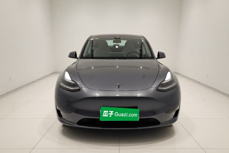 Used Tesla Model Y 2021 Long-Range All-Wheel-Drive Version Front