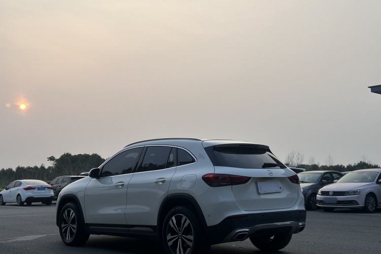 Used Mercedes-Benz GLA 2022 GLA 200 Exterior 7