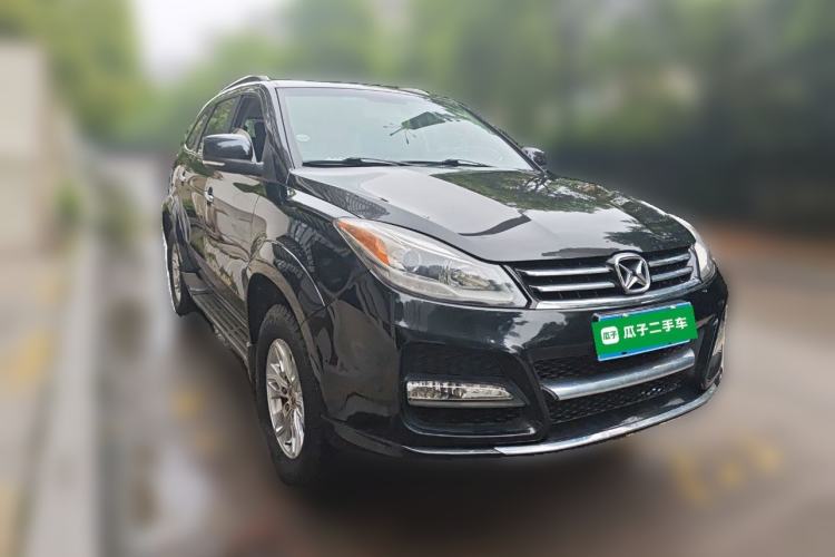 Used JMC Yusheng S350 2013 2.4T Manual Two-Wheel Drive Diesel Luxury 7-Seater Exterior 2