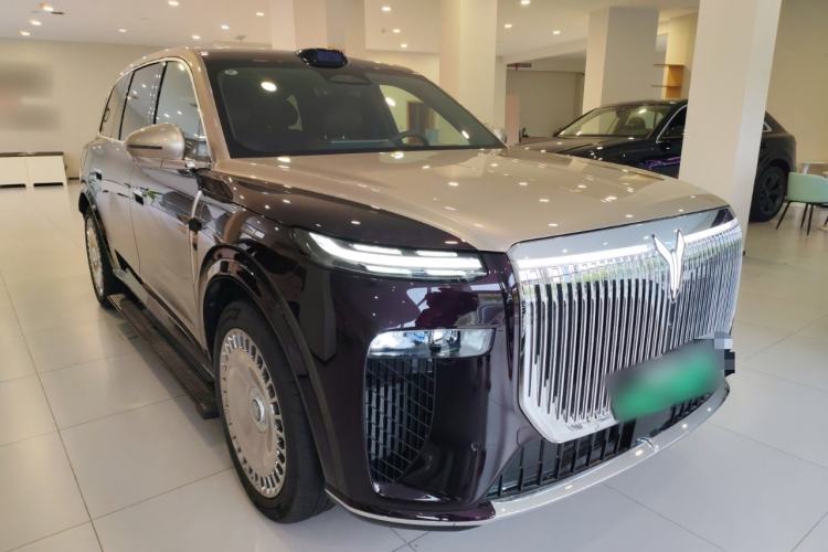 Used VOYAH Titan 2026 Model Max+ Front Right 45 Deg