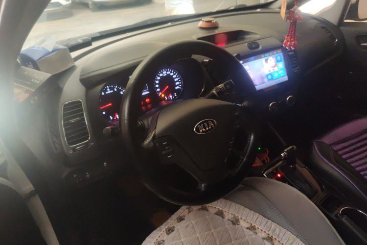 Used Kia K3 2016 1.6L Automatic GLS Steering Wheel