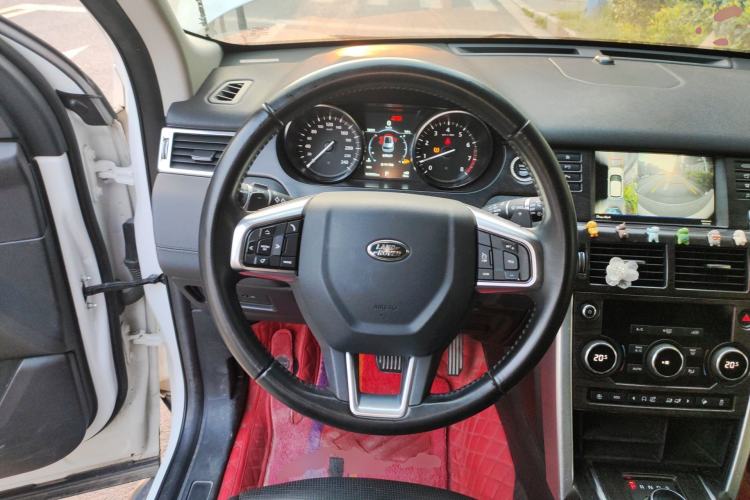 Used Land Rover Discovery Sport 2018 240 PS SE Version Steering Wheel