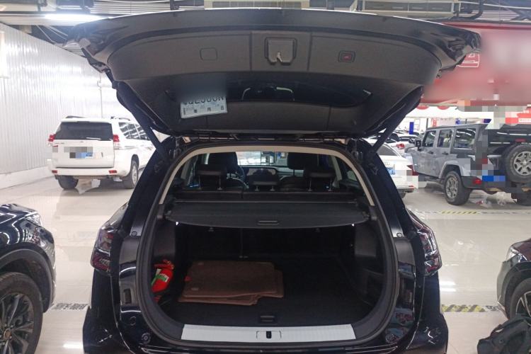 Used Hongqi HS5 2023 2.0T Qixiang Pro Edition
