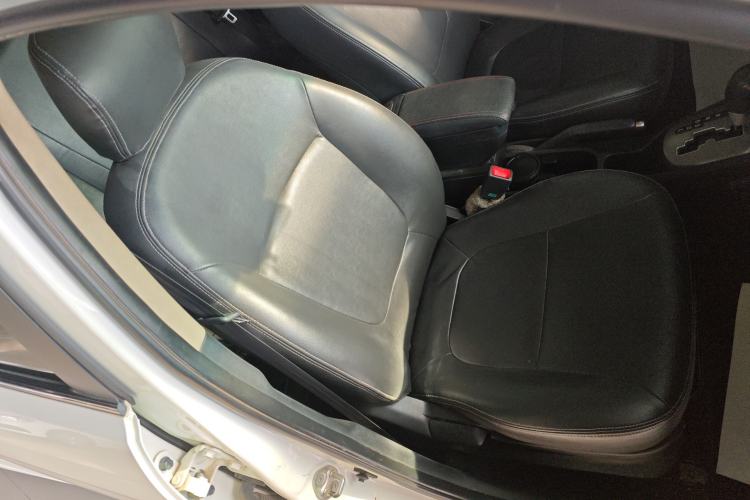 Used Kia K2 2015 Sedan 1.4L Automatic GLS
