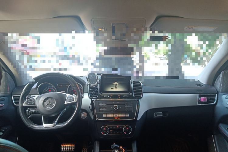 Used Mercedes-Benz GLE Coupe 2015 GLE 450 AMG 4MATIC Coupe SUV Interior 2