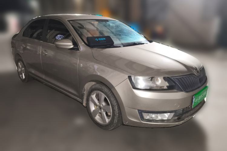 Used Skoda Rapid 2013 1.6L Manual Smart Selection Model