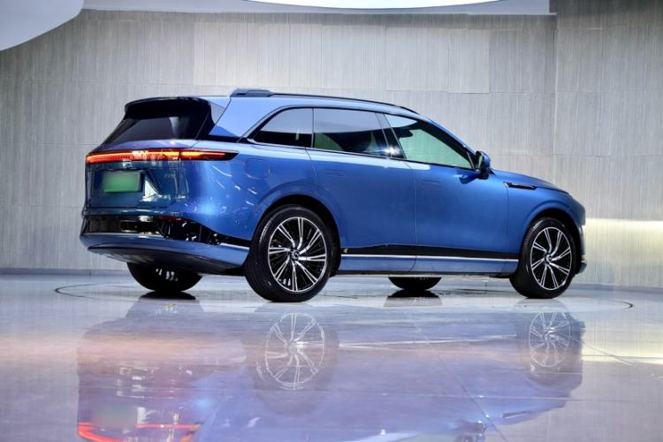 Used XPeng G9 2025 725 with Ultra-Long Range Max Exterior 7