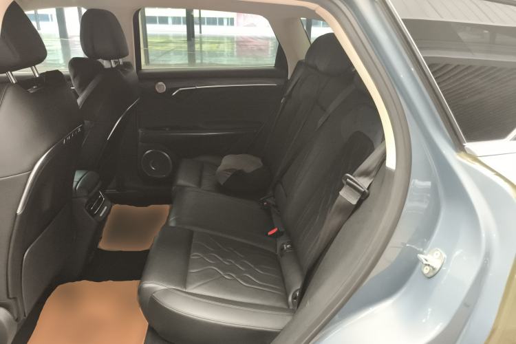 Used VOYAH FREE 2021 Four-Wheel Drive Standard Range-Extended Exclusive Luxury Package
