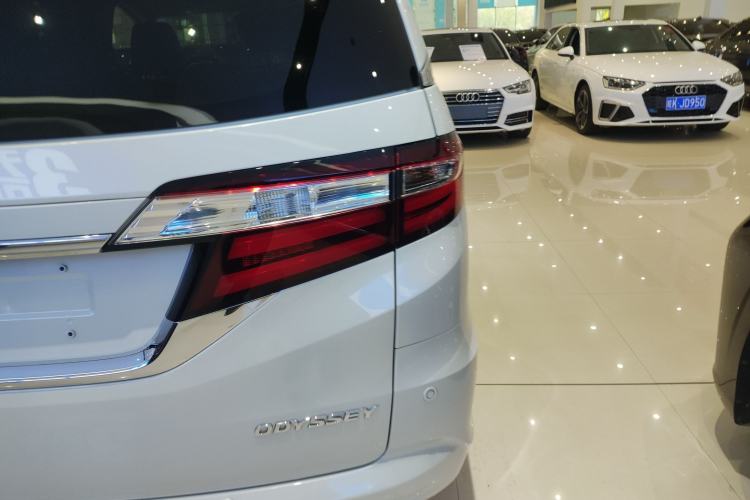 Used Honda Odyssey 2018 2.4L Smart Edition