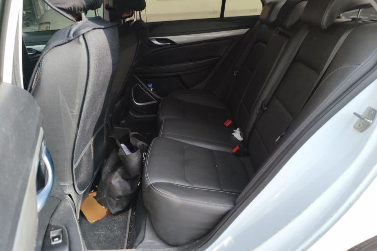 Used Geely Auto Emgrand 2019 Leading Edition 1.5L CVT Luxury Model China VI Standard
