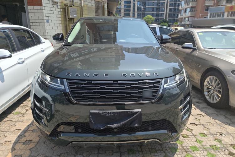 Used Land Rover Range Evoque 2024 Aurora L 249 PS Prestige Light-Chasing Edition