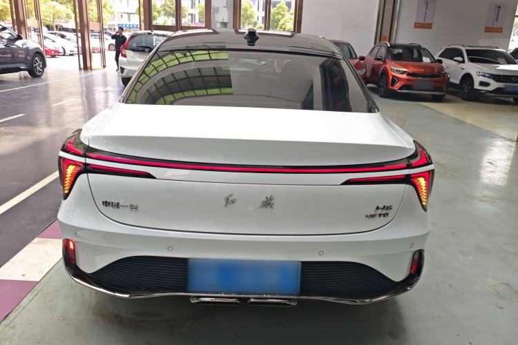 Used Hongqi H6 2024 2.0T ZhiShang Version