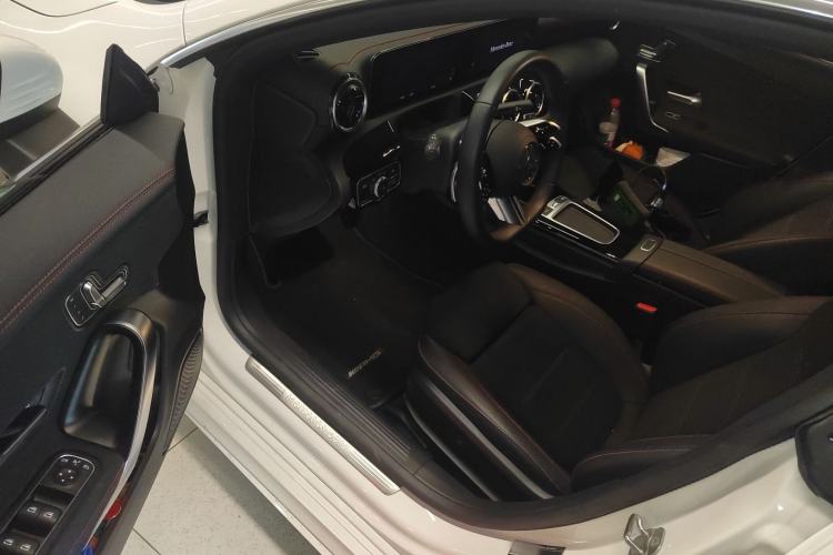 Used Mercedes-Benz CLA 2024-Year Facelifted CLA 200 Driver Seat