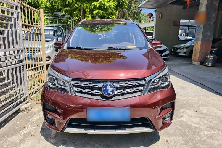 Used Venucia M50V 2017 1.6L XL CVT Luxury Edition
