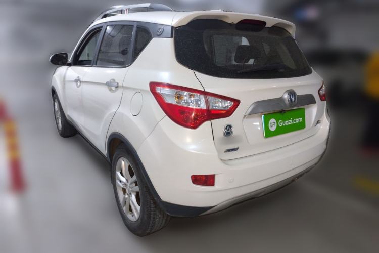 Used CHANGAN CS35 2014 1.6L Automatic Luxury Model China IV Standard
