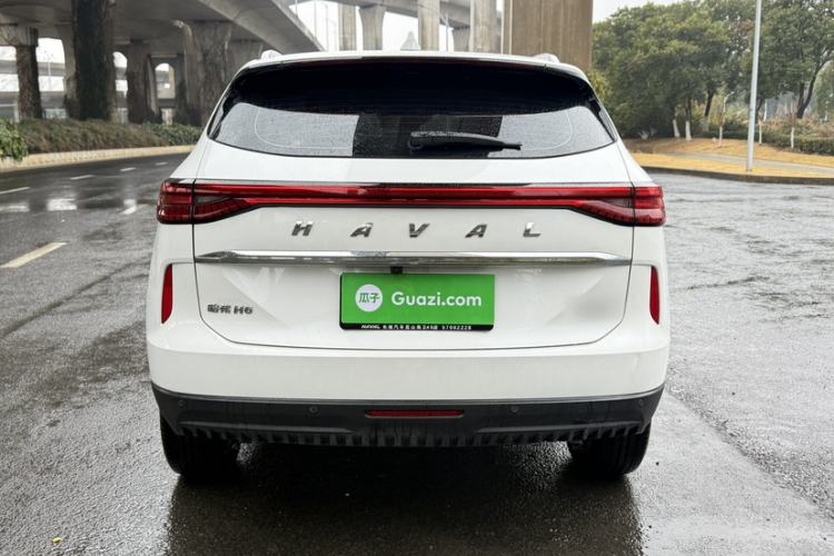 Used Haval H6 2024 1.5T Two-Wheel-Drive Classic Edition
