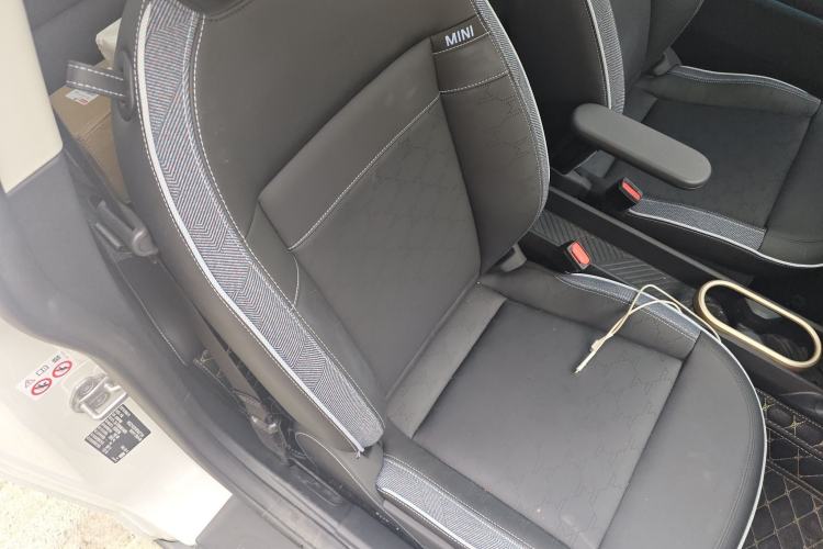 Used MINI Electric COOPER 2024 452km COOPER SE Artist
